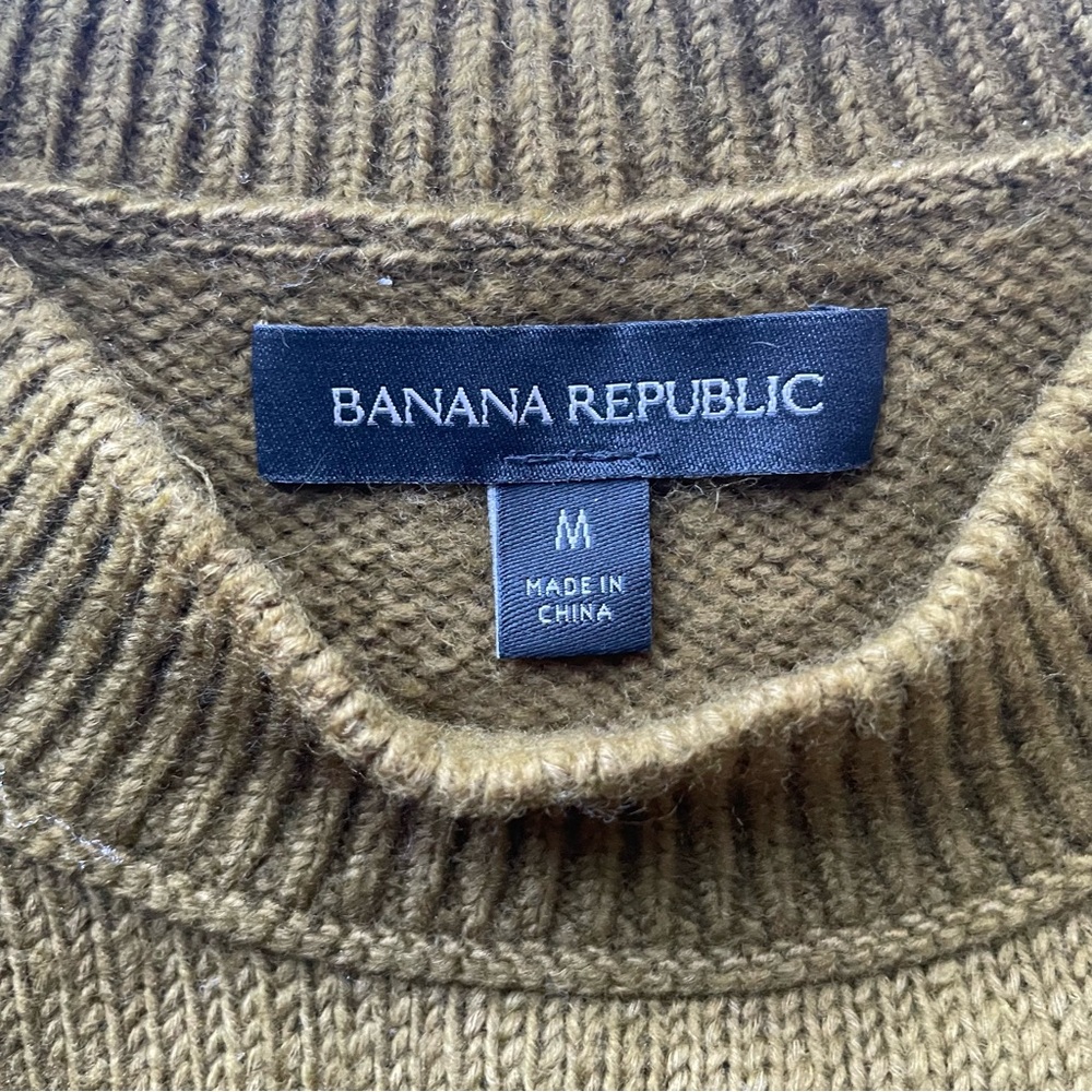 Banana Republic Crewneck Sweater‎ - Picture 2 of 4